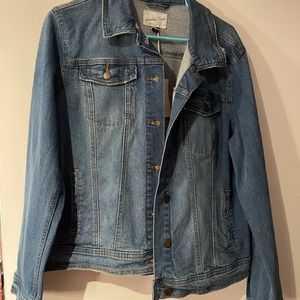 Universal thread Jean jacket